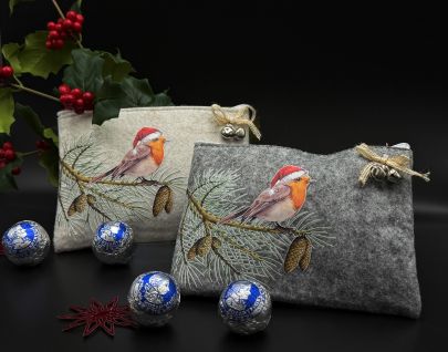 Felt pouch with 10 Original Salzburg Mozartkugeln