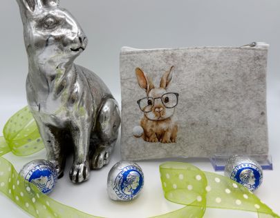 Felt pouch EASTER with 10 Original Salzburg Mozartkugeln