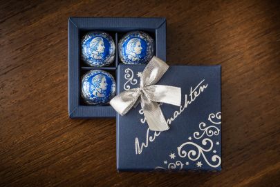 Frohe Weihnachten - Original Salzburger Mozartkugeln  4 Stück